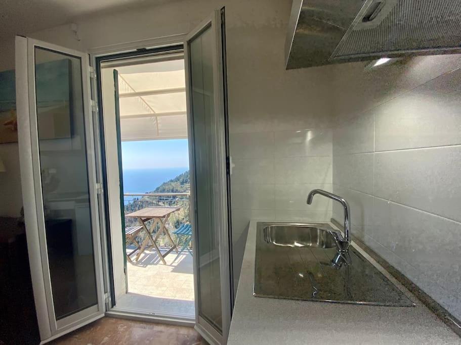 La Finestra Sul Mare A Drignana Vernazza Exterior foto